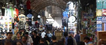 Șase luni de război în Iran: Incertitudine, sărăcie și amenințări cu o și mai mare represiune