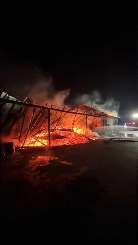 Mureș: Incendiu la un depozit de cărbuni din Bălăușeri