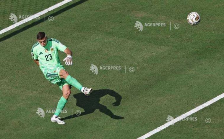 Fotbal: Portarul argentinian Emiliano ”Dibu” Martinez semnează cu Chelsea Londra