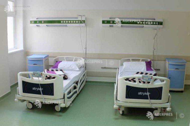Tulcea: Unii marinari de pe nava scufundată primesc în continuare îngrijiri medicale