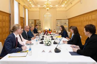 Ministrul interimar de Externe Oana Țoiu – vizită de lucru în Letonia: Întărirea securității regionale – o prioritate