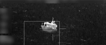 VIDEO Trafic de droguri: Forțe americane și ecuadoriene au interceptat o navă suspectă în Pacificul Oriental