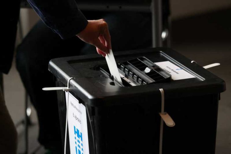 Islanda: S-au deschis secțiile de votare în referendumul asupra reluării negocierilor de aderare la UE