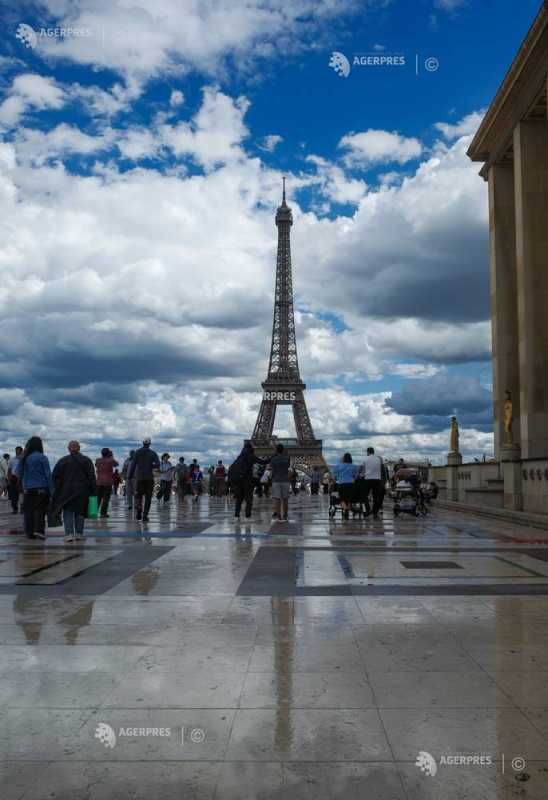 Turismul estival francez a rezistat cu bine la incertitudinile politice și fenomenele meteo extreme