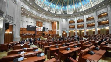 Parlamentul începe marți a doua sesiune ordinară a anului