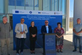 Cluj: Emil Boc a inaugurat liceul și o sală de sport în valoare de 93 de milioane de euro, în cartierul Borhanci