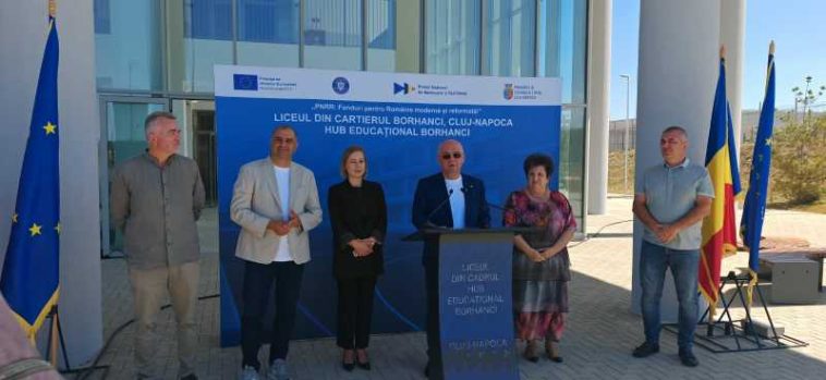 Cluj: Emil Boc a inaugurat liceul și o sală de sport în valoare de 93 de milioane de euro, în cartierul Borhanci
