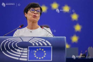Serbia: Glorificarea criminalilor de război nu-și are locul în UE, afirmă comisarul european pentru extindere