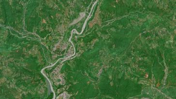 Nepal: Cel puțin 2.500 de clădiri distruse de viitură, potrivit primelor date satelitare