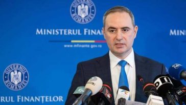 Alexandru Nazare: România rămâne în categoria recomandată investiţiilor – un nou test trecut la limită / Rezultatul Fitch ne oferă timp, nu confort / Elementul cel mai sensibil, situaţia politică