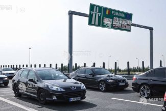 Arad: Trafic în creștere și măsuri de fluidizare în vestul țării; mulți români din Europa vin în concedii