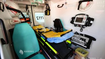 Mureș: Doi parașutiști militari au fost transportați la spital în urma unei rafale de vânt
