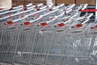 Deși a scăzut semnificativ, inflația din România (8,2%) rămâne cea mai mare din UE