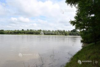 INHGA: Cod galben de inundații pe râuri din zece bazine hidrografice, până vineri dimineața