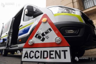 Accident auto pe Șoseaua Gării Cățelu: o mașină a lovit trei pietoni – o persoană de 29 de ani a decedat
