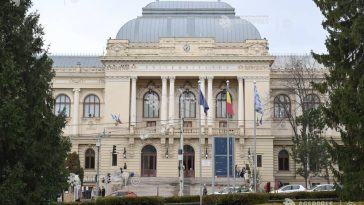 Iași: UAIC a primit o donație de 180 de cărți dedicate Japoniei, prin proiectul READ JAPAN