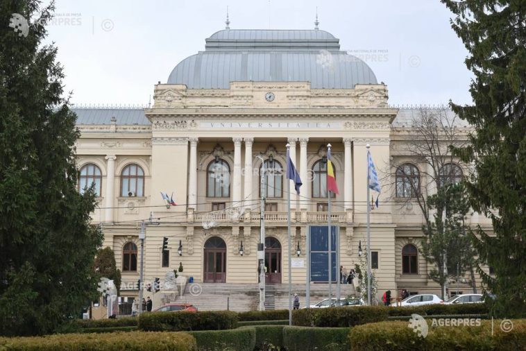 Iași: UAIC a primit o donație de 180 de cărți dedicate Japoniei, prin proiectul READ JAPAN
