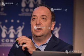 Negrescu: Astăzi este un fel de Vinerea Mare în zona financiară pentru România