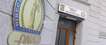 DNA: Bărbat arestat preventiv după ce ar fi promis că poate interveni pentru soluționarea favorabilă a unui dosar