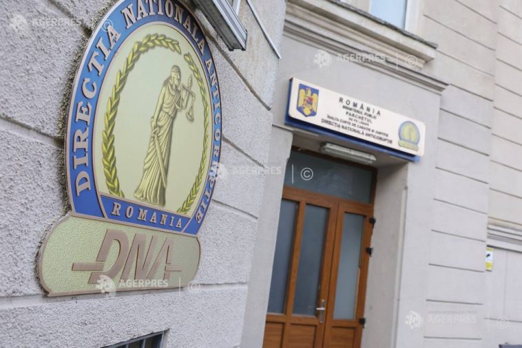 DNA: Bărbat arestat preventiv după ce ar fi promis că poate interveni pentru soluționarea favorabilă a unui dosar