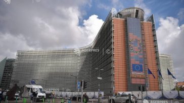 Comisia Europeană: Legea privind integritatea va fi evaluată în cadrul ultimei cereri de plată a României