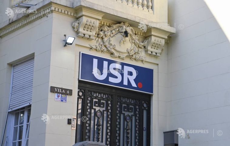 USR strânge semnături pentru a ataca la CCR inițiativa care ‘șterge’ incompatibilități pentru aleșii locali