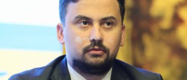 Cameră/Președintele Comisiei de învățământ îi cere ministrului Educației retragerea proiectului care taie bursele sociale
