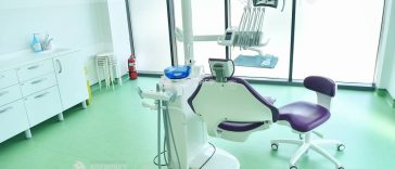 Colegiul Medicilor Stomatologi solicită Ministerului Educației includerea sănătății orale în curricula de educație