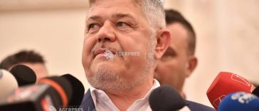 Senat/Grupul PACE-Întâi România solicită comisie parlamentară de anchetă privind întâlnirea dintre Bolojan și Simina Tănăsescu