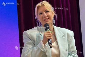 CONAF: Ponderea femeilor în consiliile companiilor listate a crescut la 22,1%, dar numărul lor a rămas neschimbat