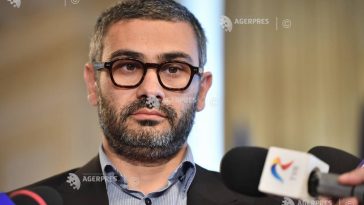 Consultări pe legea salarizării/Manole: O lege proastă, care nemulțumește lucrătorii din sistemele publice, nu poate fi votată