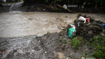 INHGA: Viituri și depășiri ale Cotelor de atenție pe râuri din 18 bazine hidrografice, până sâmbătă la prânz
