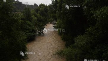 Cod Galben de viituri și posibile inundații locale în șapte județe