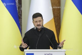 #Ucraina: Cota de încredere a lui Zelenski, în scădere după protestele legate de demiterea ministrului apărării