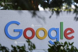 Franța: Ziarele acuză Google pentru rezumatele de presă realizate cu AI