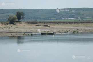 Debitul Dunării la intrarea în țară se menține la 1300 m3/s, în următoarele zile