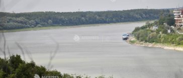 Debitul Dunării la intrarea în țară va fi în scădere până la 1.300 mc/s; media lunii august – 3.900 mc/s