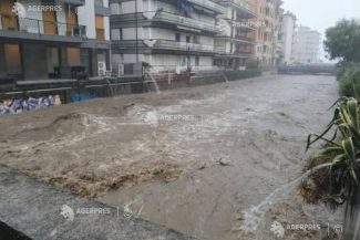 Italia/ Furtuni puternice, ploi abundente și vânt intens în nord și centru; unii locuitori au fost evacuați