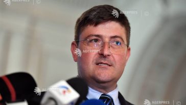 Dimitriu (USR): Proiectul privind partidele politice – o măgărie de lege inițiată de un PSD-ist sadea