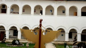 Giurgiu: CJ va sprijini construirea de spații de cazare la Mănăstirea Comana, pentru includerea în circuitul turistic național