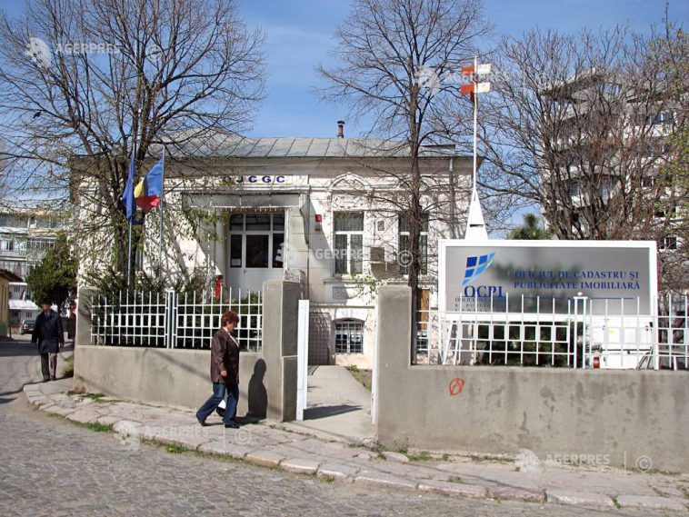 Guvern: Aplicația e-Terra a fost repornită etapizat