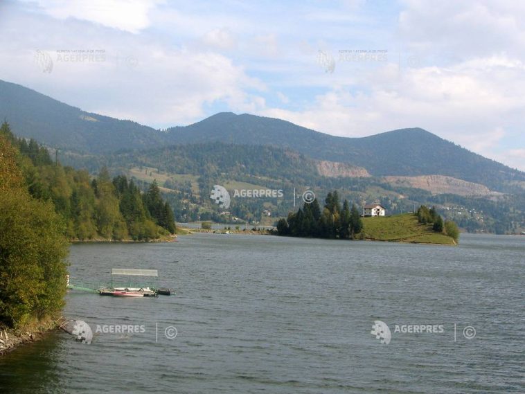 Bistrița-Năsăud: Orchestra New Hope aduce muzica lui Ravel și Enescu pe lacul Colibița; scena va fi un ponton