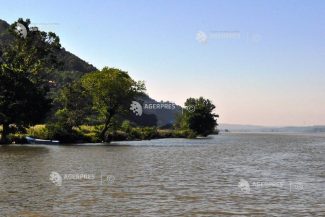 Debitul Dunării la intrarea în țară va scădea la 1300 mc/s până în 21 august