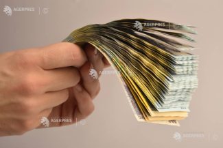 INS: Salariul mediu net a crescut în iunie 2026 cu 50 lei față de luna mai