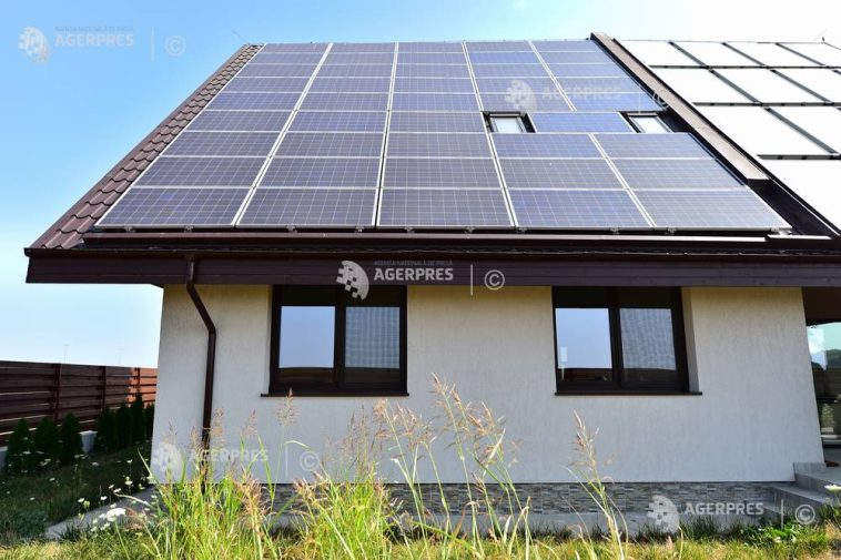 Asociația Prosumatorilor propune Parlamentului să legifereze TVA zero pentru sistemele fotovoltaice și baterii