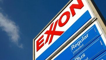 Exxon şi Chevron îşi dublează profiturile, pe fondul scumpirii petrolului provocate de războiul cu Iranul