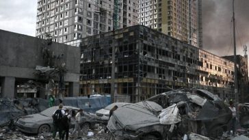 Un nou atac cu rachete balistice la Kiev, cel puţin patru morţi