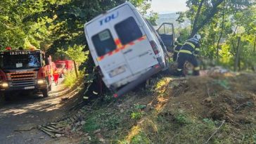 Accidentul în care a fost implicată echipa de juniori a clubului Dinamo – Cel mai probabil, şoferul nu a adaptat viteza într-o curbă