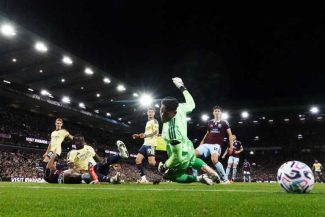 Fotbal: Arsenal Londra, învingătoare la Birmingham, în meciul cu Aston Villa (1-0) din Premier League