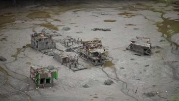 Viitură în Himalaya/ Bilanțul provizoriu urcă la peste 1.000 de morți în Nepal și China